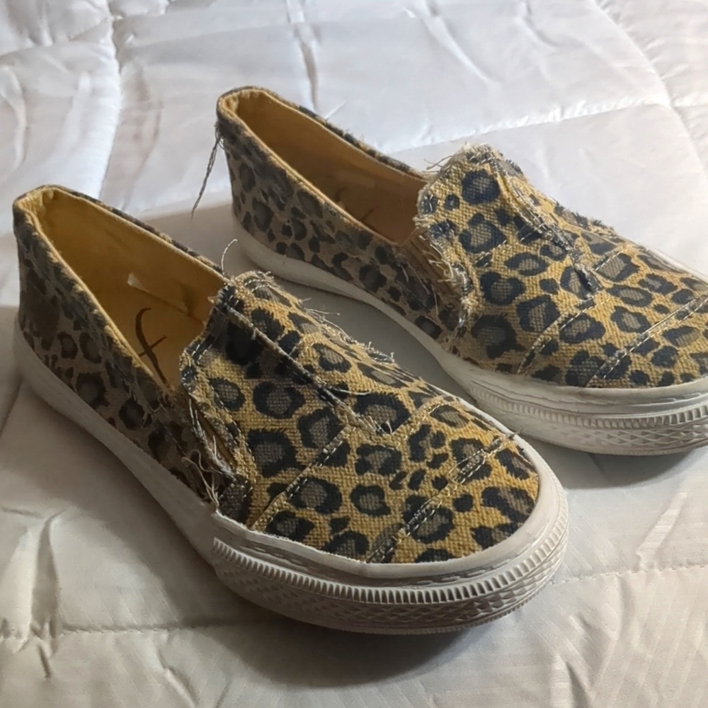 Cheetah Print Slip on Shoes